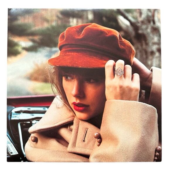 Taylor Swift – Red (Taylor’s Version) 4LP Black Vinyl Set - Picture 1 of 16
